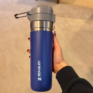 Stanley Classic Blue Insulated Bottle